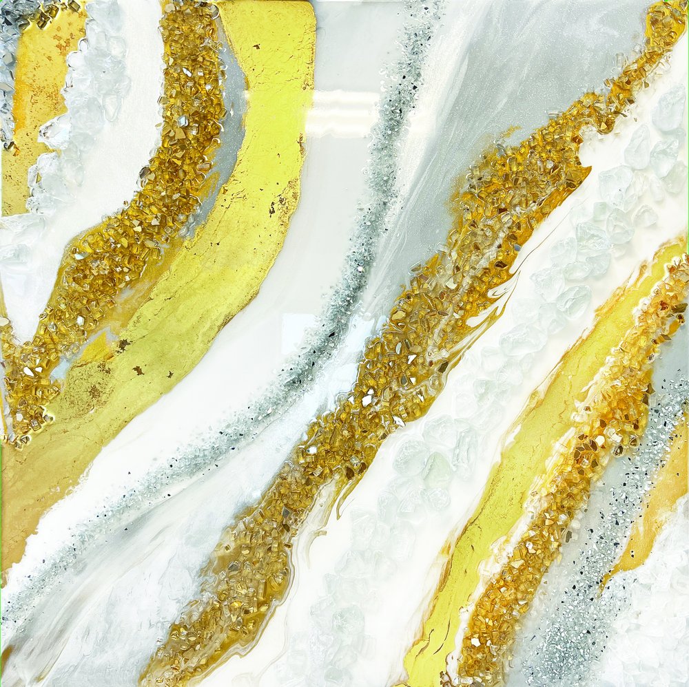 Ylelliset kultaiset pyörteet tekijältä Alyson Storms