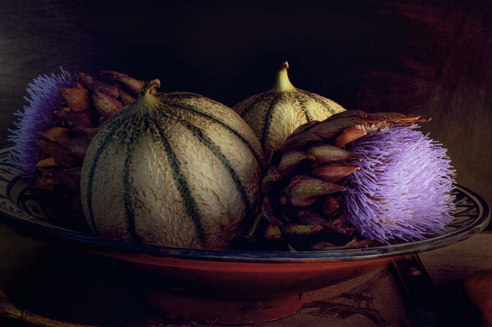 Melonit ja purppura-ohdakkeet tekijältä Christine SUISSIA