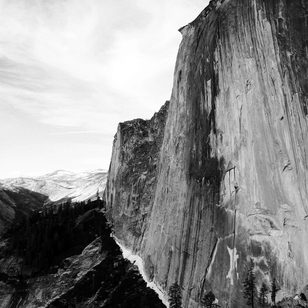 Majestic Mountainin kallionpolku tekijältä Gemma Bardot