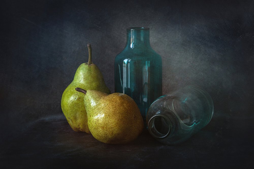 Moody Pears -lasipullot tekijältä Lenka