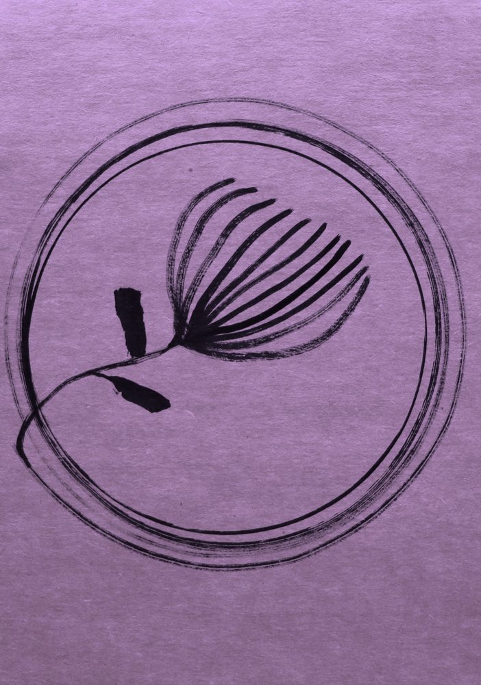 Minimalistinen violetti kukkaympyrä tekijältä Santhosh ch