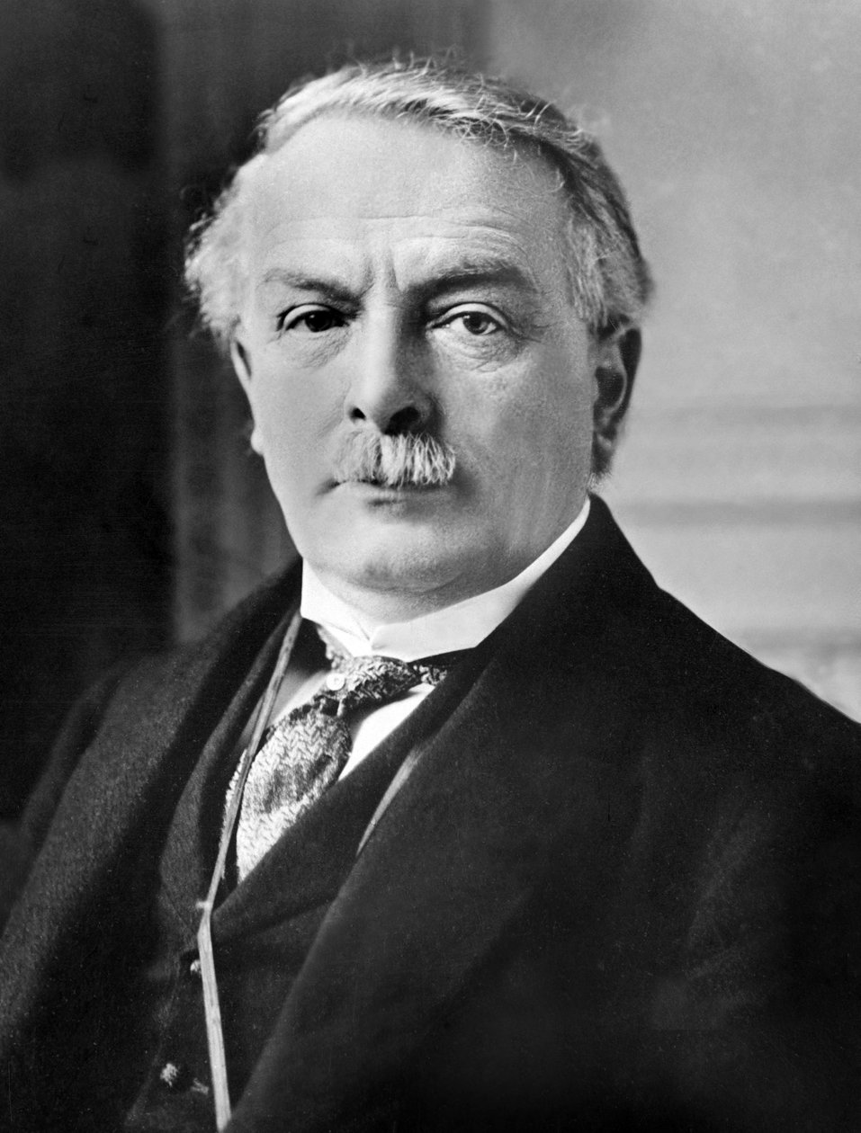 David Lloyd George (1863-1945) 1. kreivi, englantilainen poliitikko, valtiovarainministeri, sotaministeri suuren sodan aikana tekijältä Unknown