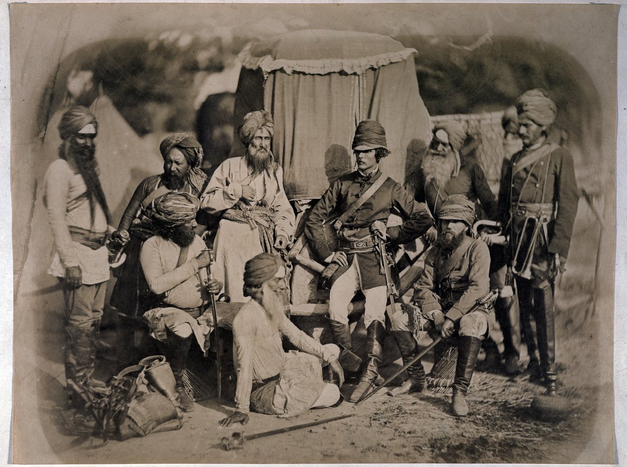 Ryhmä sikhien upseereita ja miehiä, 1858 tekijältä English Photographer