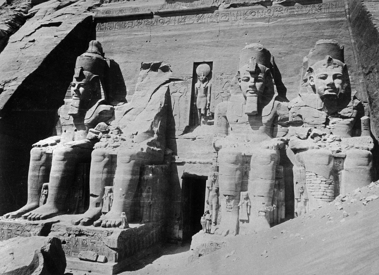 Ramses II:n temppeli, noin 1904-1905 tekijältä English Photographer