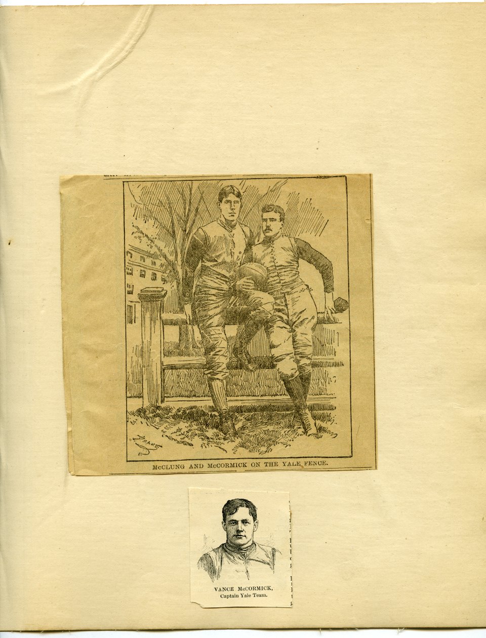 McClung ja McCormick Yalen aidalla tekijältä Unknown