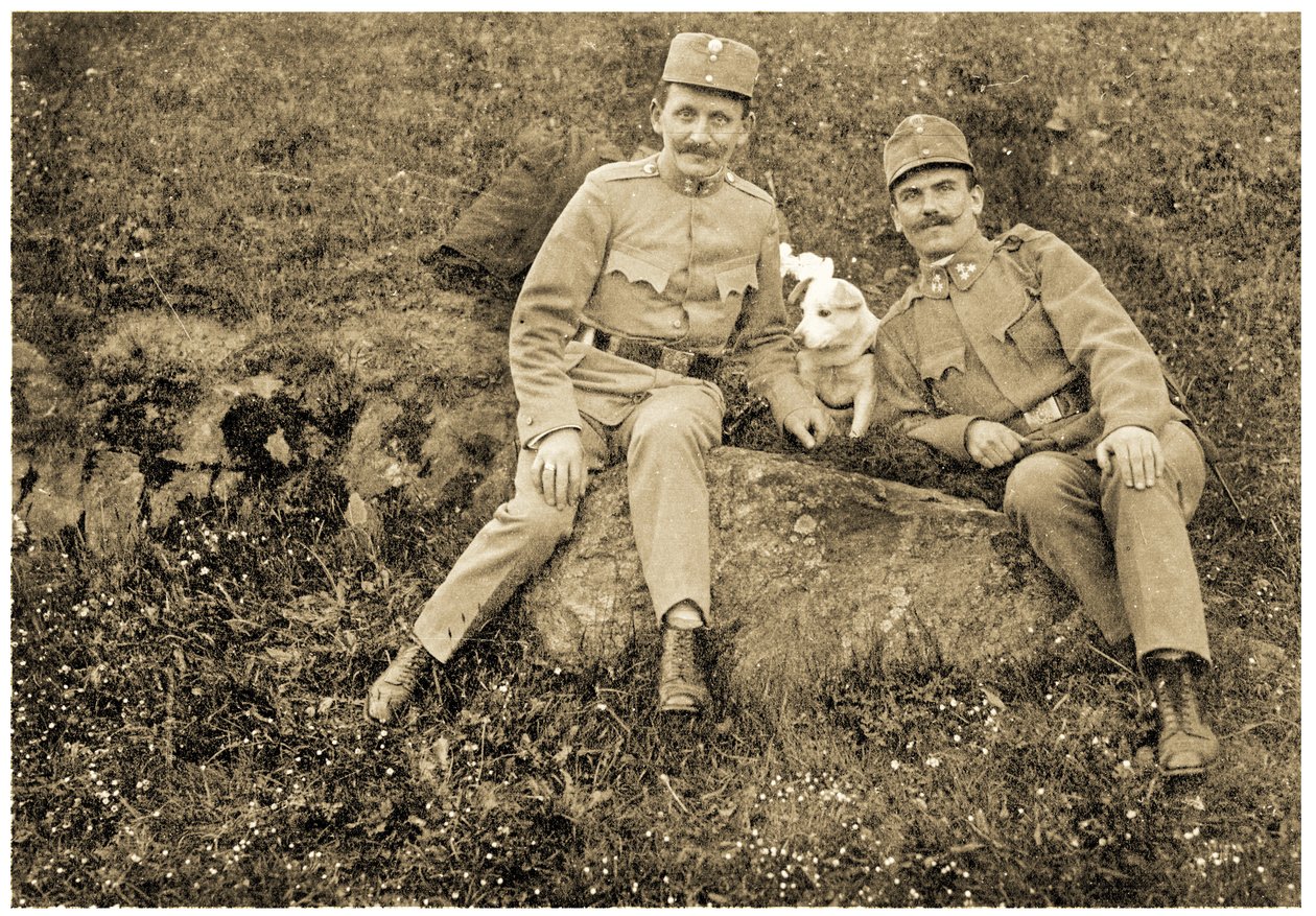 Itävaltalaiset sotilaat koiran kanssa, 1914-18 tekijältä Unknown