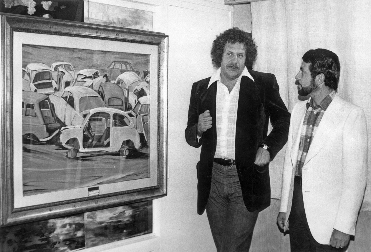 Death Shuman ihailee yhtä kankaasta esittelee Gianni Guadalaxara nimeltä "Jardin DToday" La Cite Berryer Rue Royale A Parisissa 26. kesäkuuta 1974 tekijältä Unknown