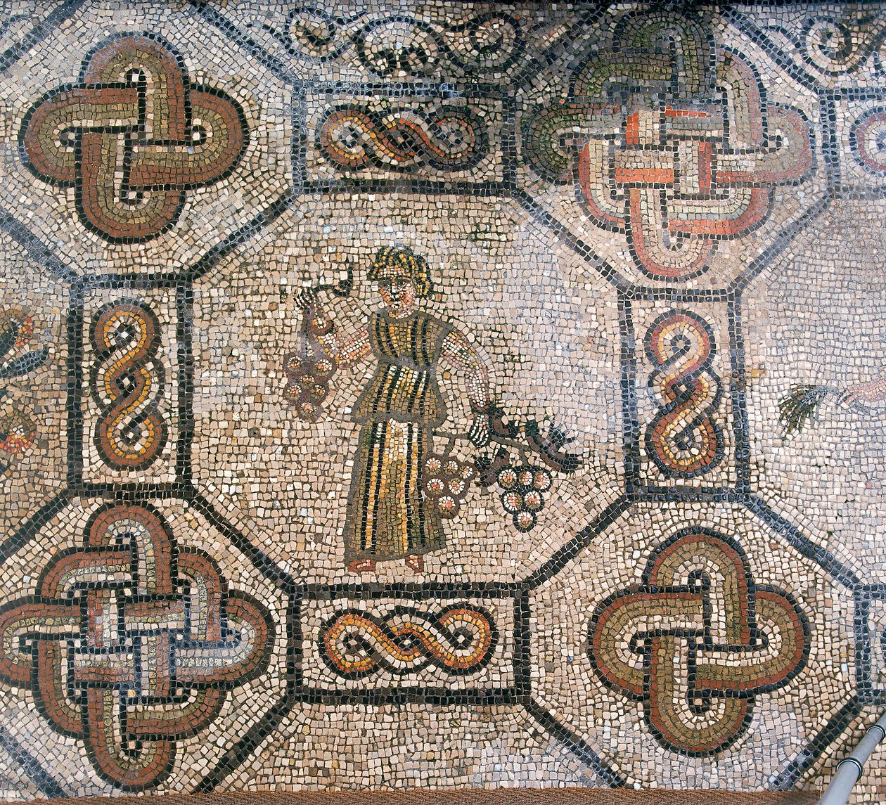 Yksityiskohta varhaiskristillisen Aquileian basilikan lattiasta, Udinen tekijältä Unknown