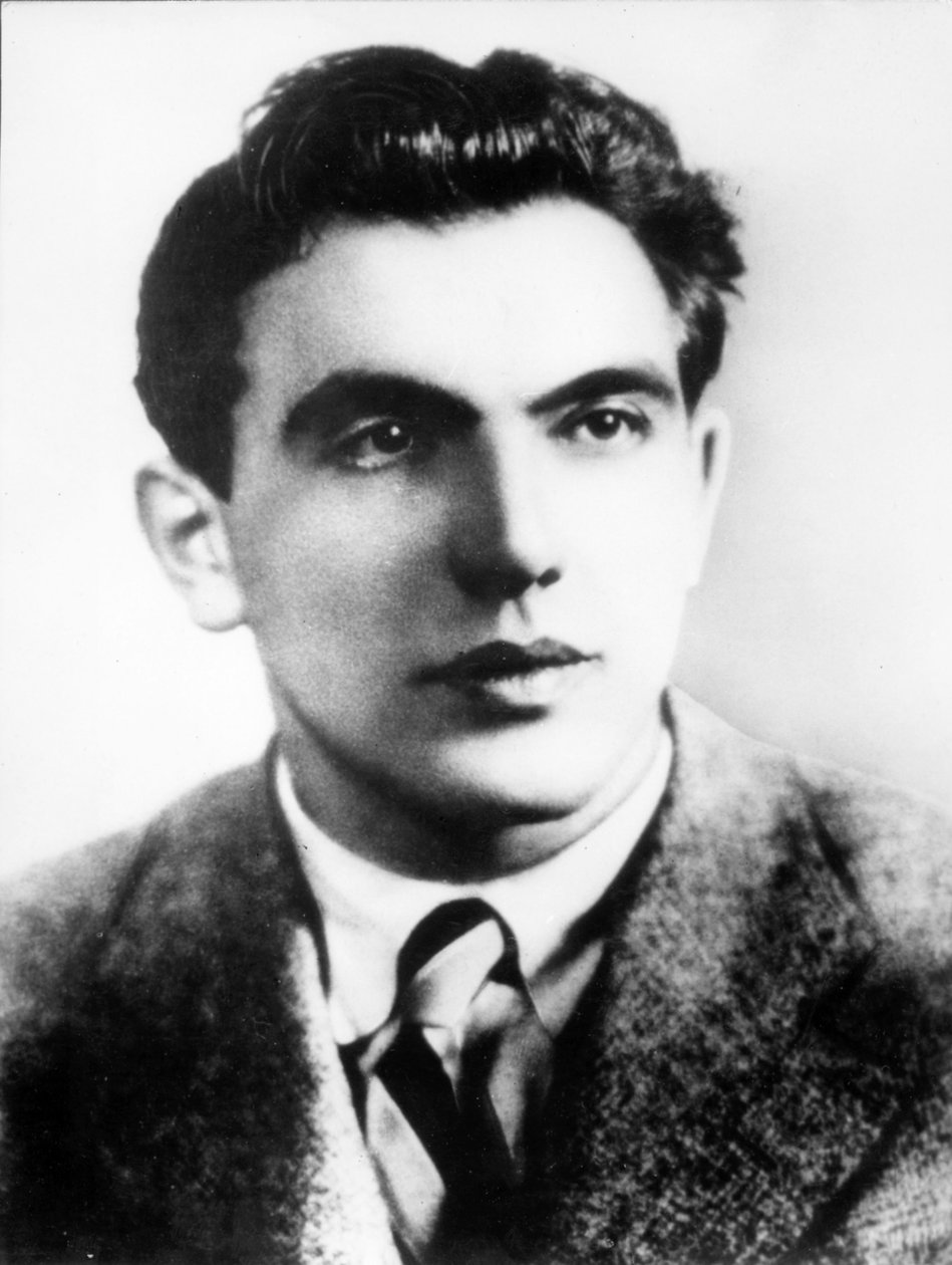 Julius Fucik (23. helmikuuta 1903 - 8. syyskuuta 1943), edistyksellinen toimittaja, Communist Daily Rude Pravo -lehden toimittaja. tekijältä Unknown