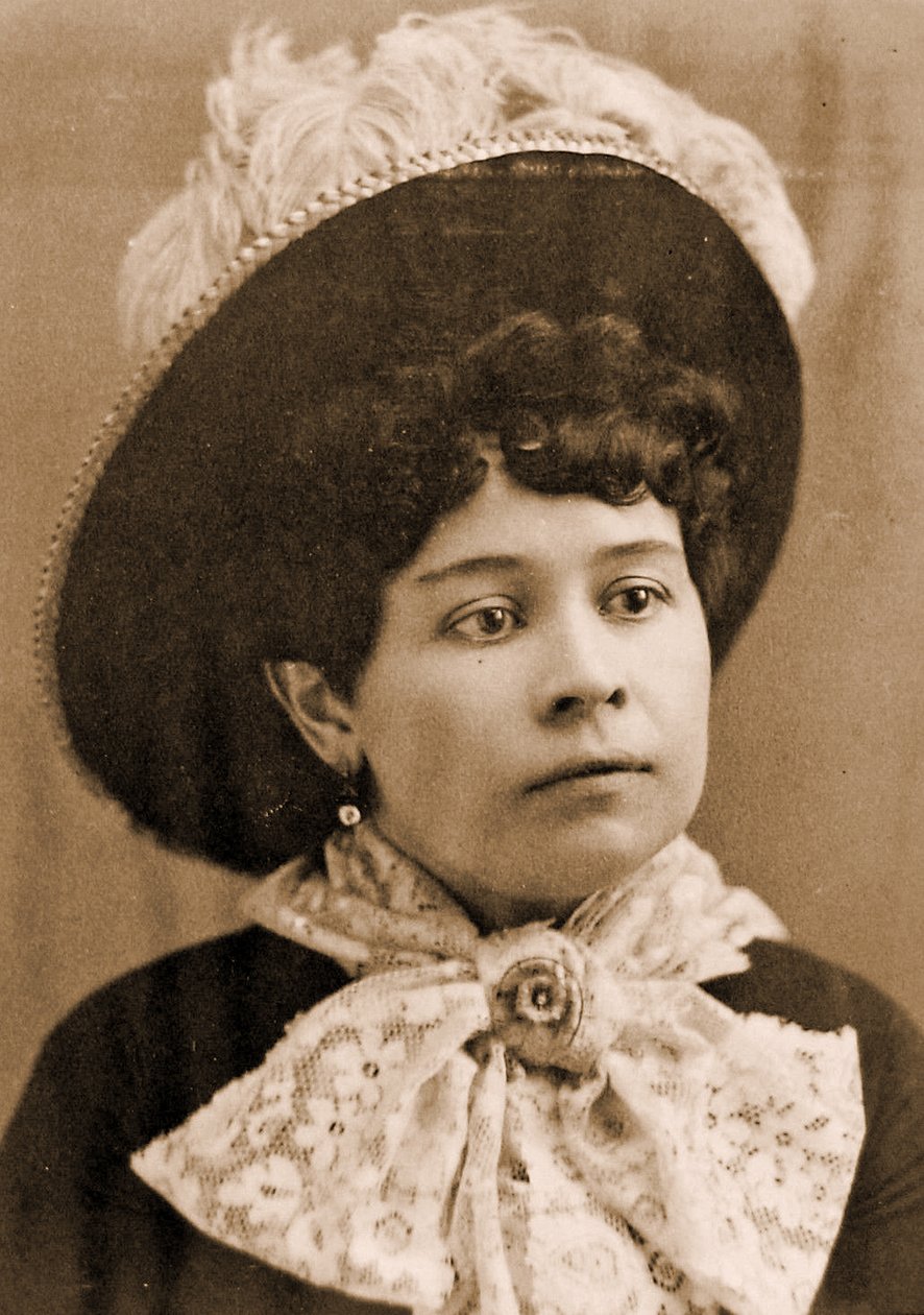 Annie Howardin muotokuva, n. 1898 tekijältä Unknown