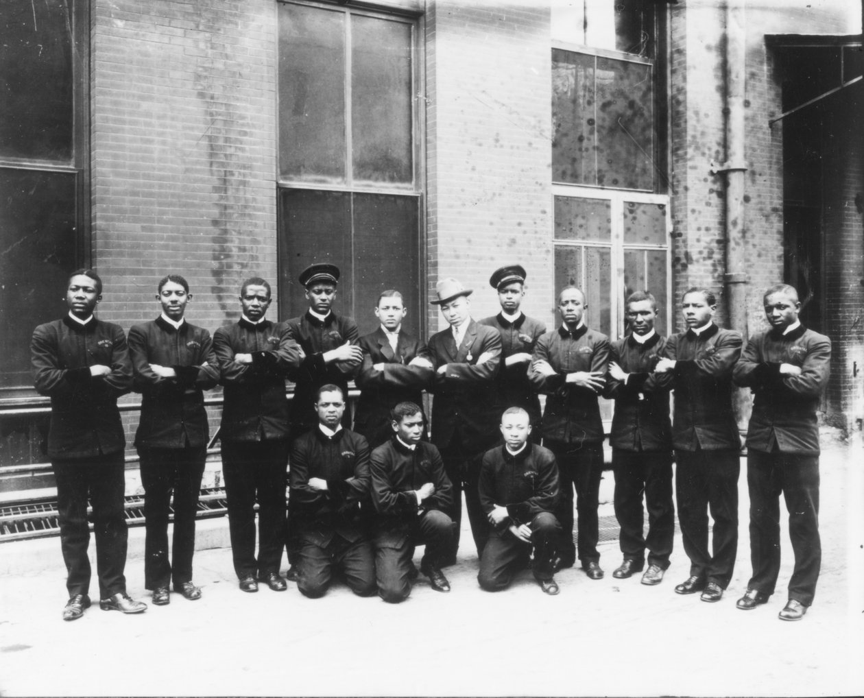 Oriental-hotellin henkilökunta, Dallas n. 1912 tekijältä American Photographer