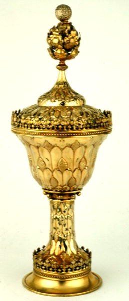Wardens Grace Cup, n. 1480 (hopea kullattu) (katso myös 355576) tekijältä English School