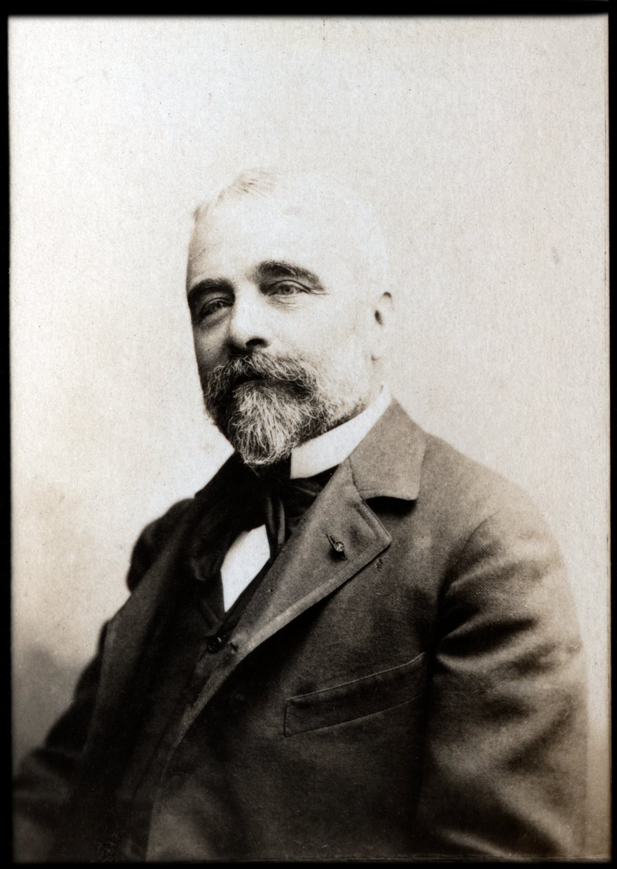 Ernest Lauissen (1842-1922), ranskalaisen historioitsijan muotokuva. tekijältä French Photographer