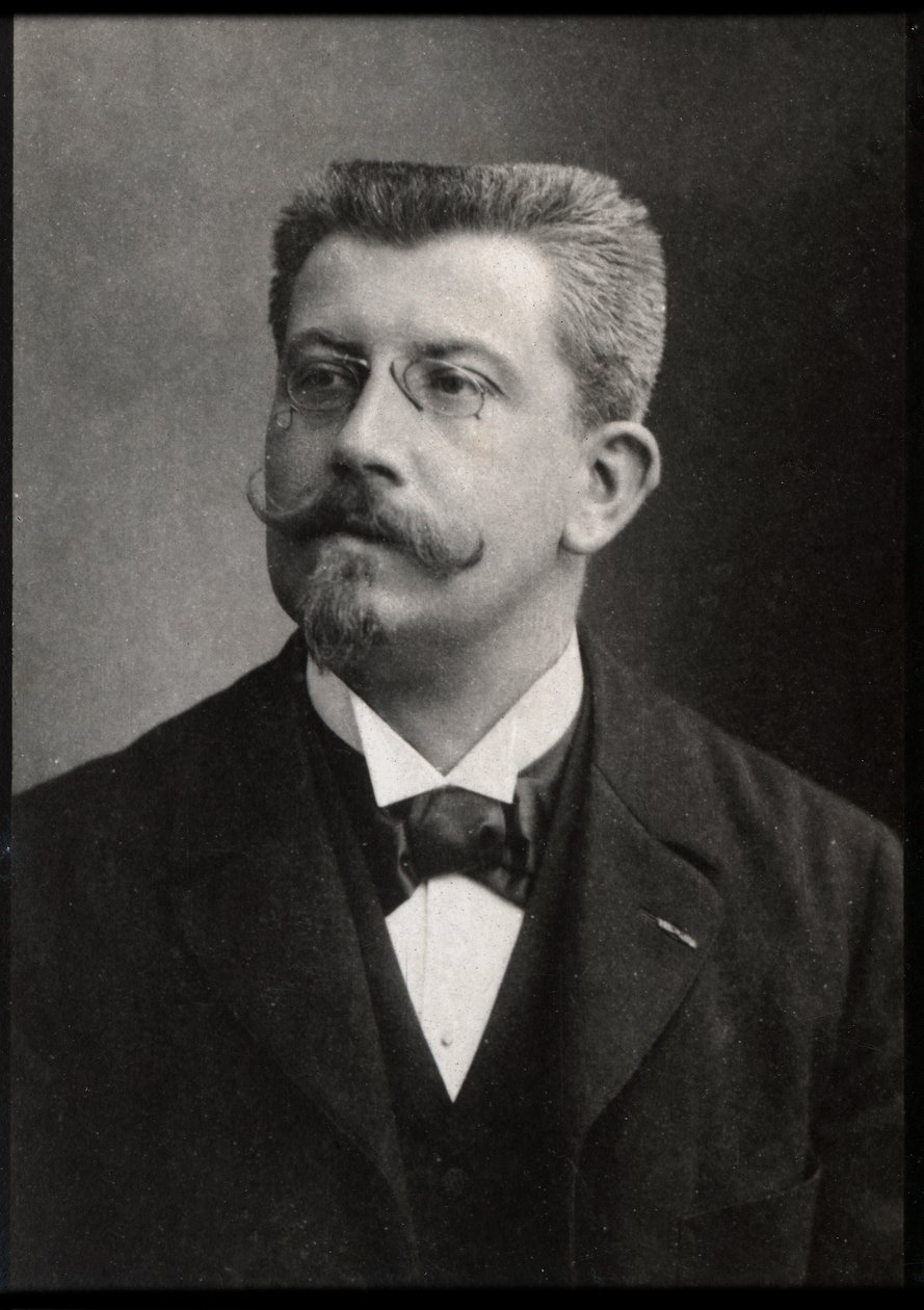 Ranskalaisen kirjailijan Paul Margueritte (1860-1918) muotokuva. tekijältä French Photographer