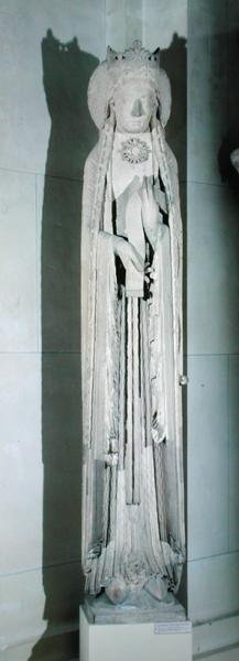 Jamb-hahmo kuningattaresta, poistettu Eglise de Notre-Damen länsijulkisivulta, Corbeil tekijältä French School