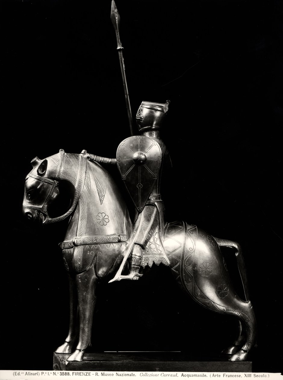 Knight aquamanile (kupari) tekijältä French School