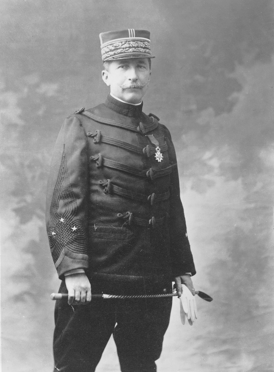 Georges Picquartin muotokuva univormussa tekijältä A. Bert