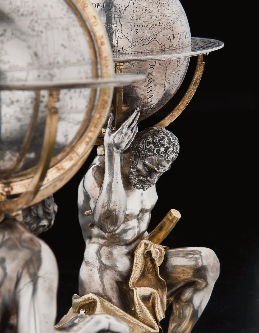 Kaksi poikkeuksellista maapalloa ja taivaallista maapalloa, joita tukevat Hercules ja Atlas, Augsburg tekijältä Abraham Drentwett