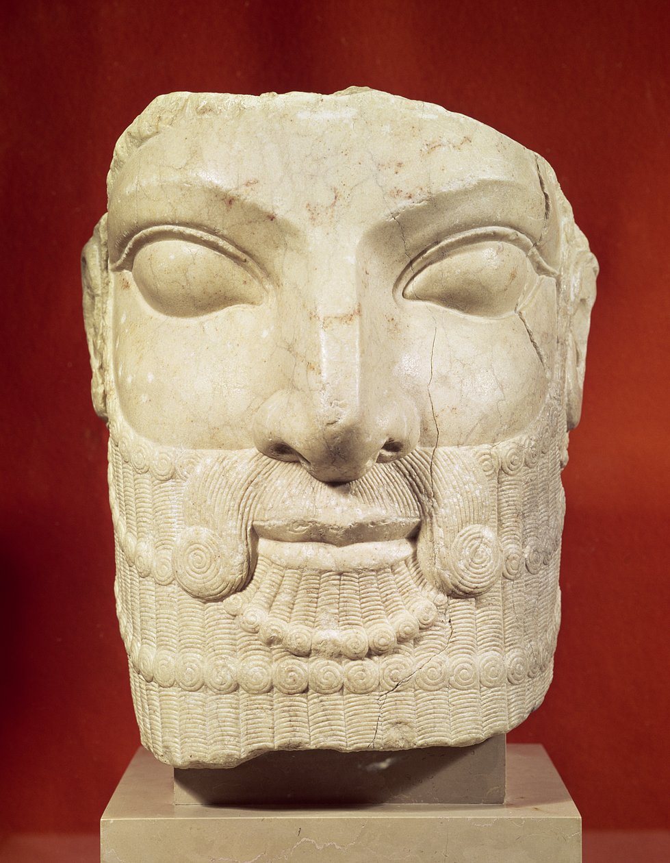 Kuninkaallinen pää (marmori) tekijältä Achaemenid