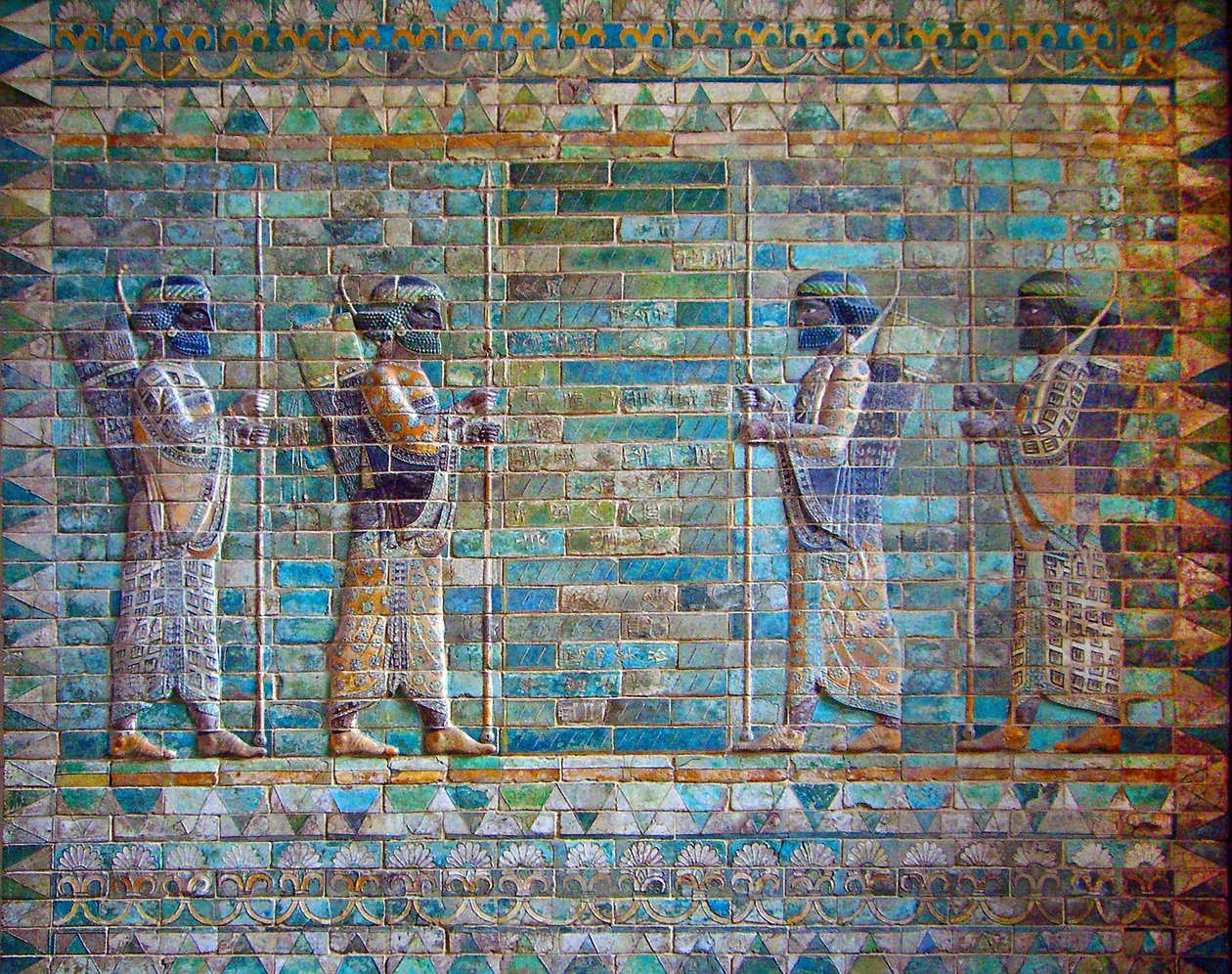 Yksityiskohta jousimiesten friisistä, Darius I:n palatsi, Susa, Iran, n. 510 eKr. (lasitiili) tekijältä Achaemenid