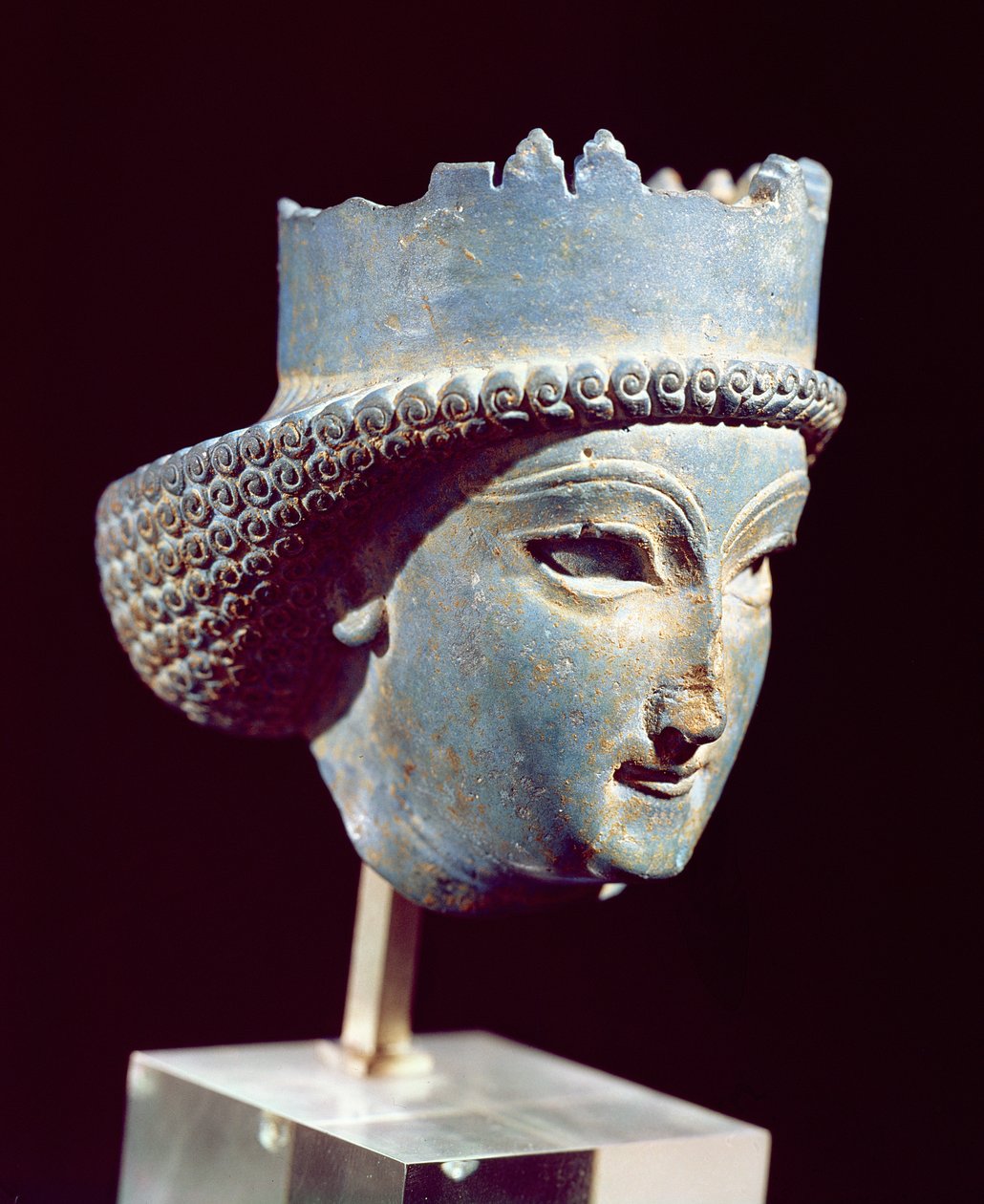 Prinssin pää, Persepolis, 5.-4. vuosisadalla eKr. (lapis lazuli) tekijältä Achaemenid