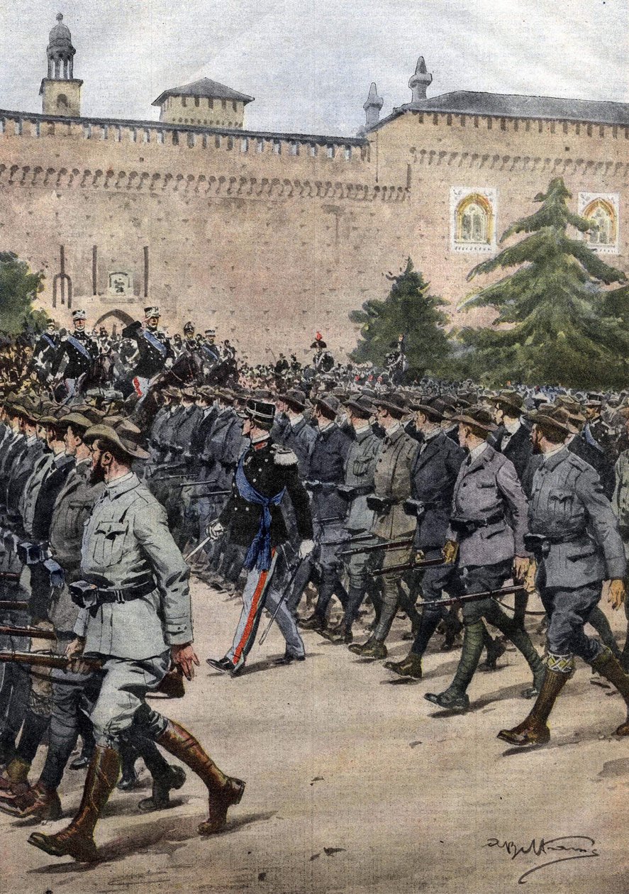 Noves milícies italianes: voluntaris de paisà durant una desfilada militar l
