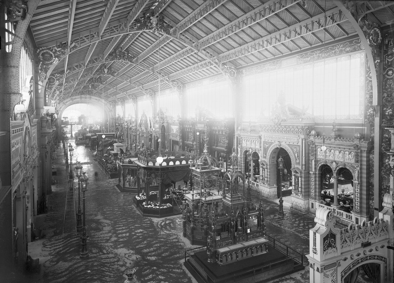 Eri toimialojen galleria, maailmanlaajuinen näyttely, Pariisi, 1889 tekijältä Adolphe Giraudon