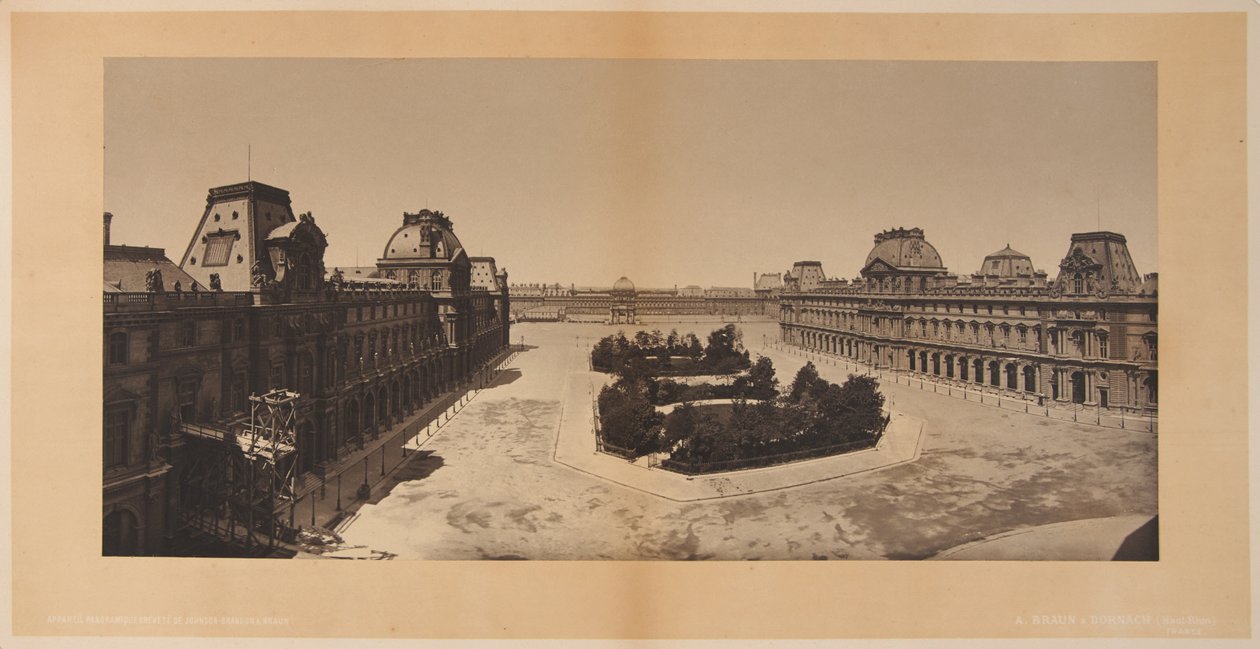 Panoraamanäkymä Cour du Carrouselille, Louvre tekijältä Adolphe Braun