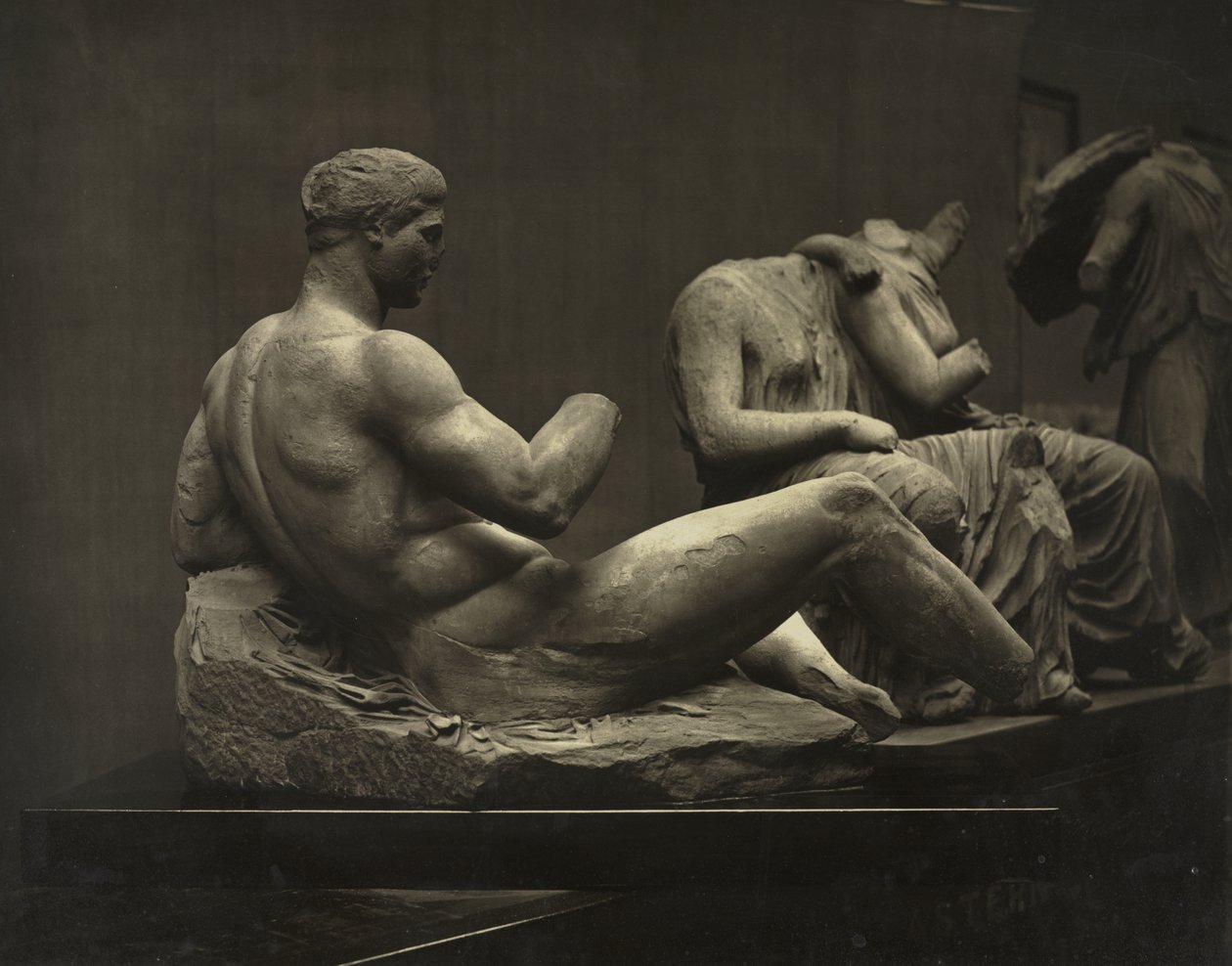 Parthenonin veistokset, British Museum tekijältä Adolphe Braun