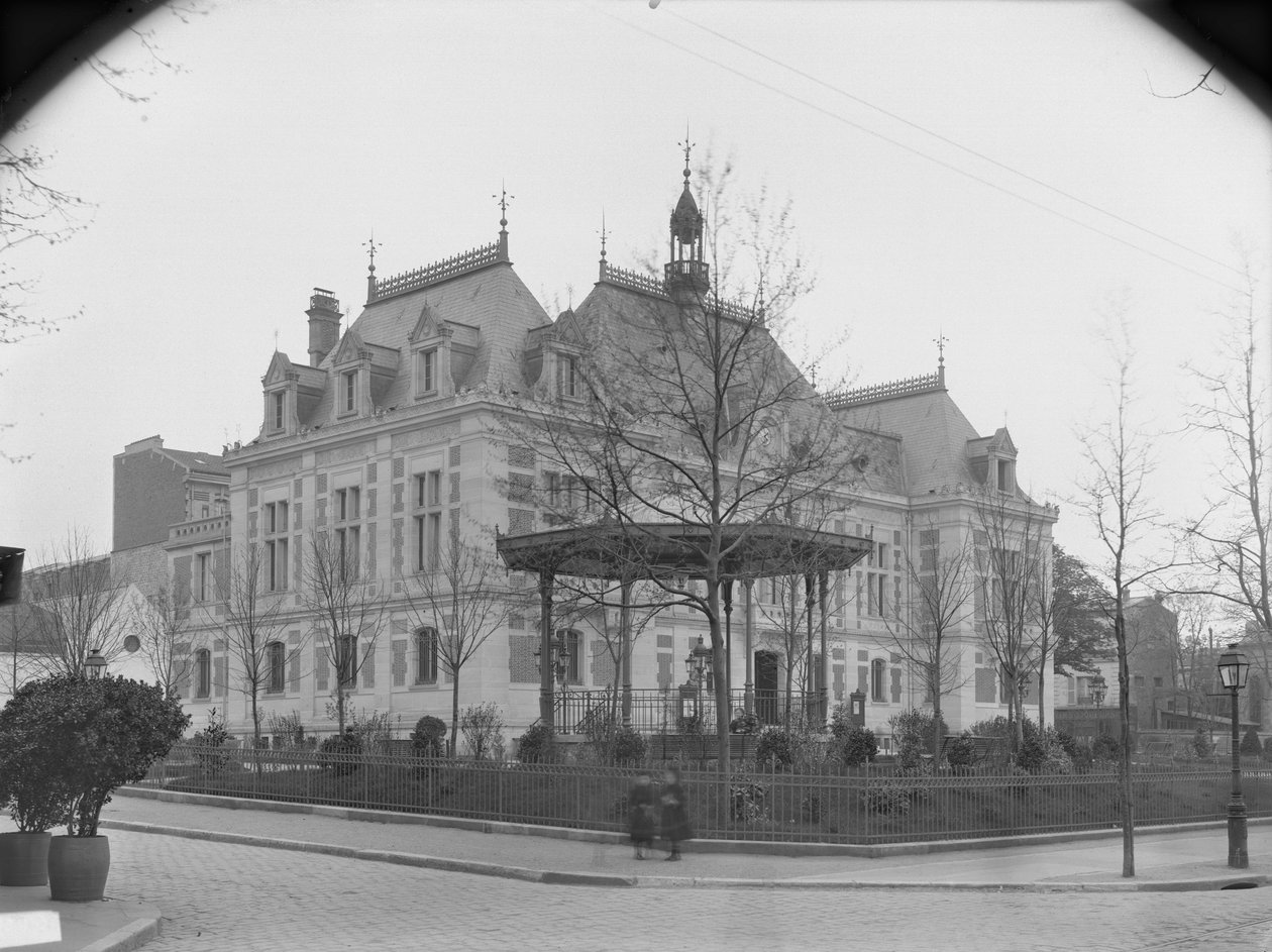 Kaupungintalo, n. 1886-1890 tekijältä Adolphe Giraudon