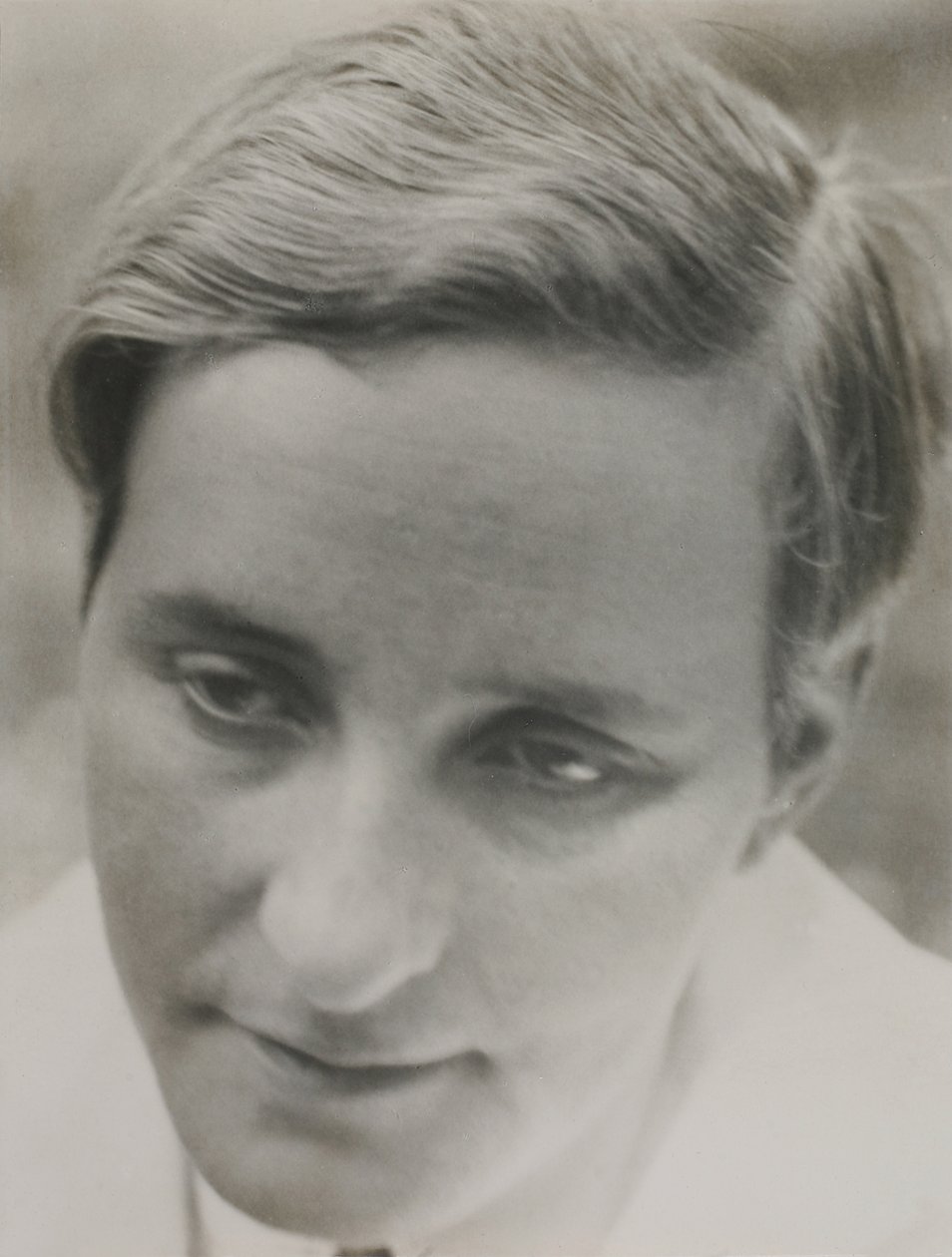 Omakuva, noin 1931. tekijältä Aenne Biermann