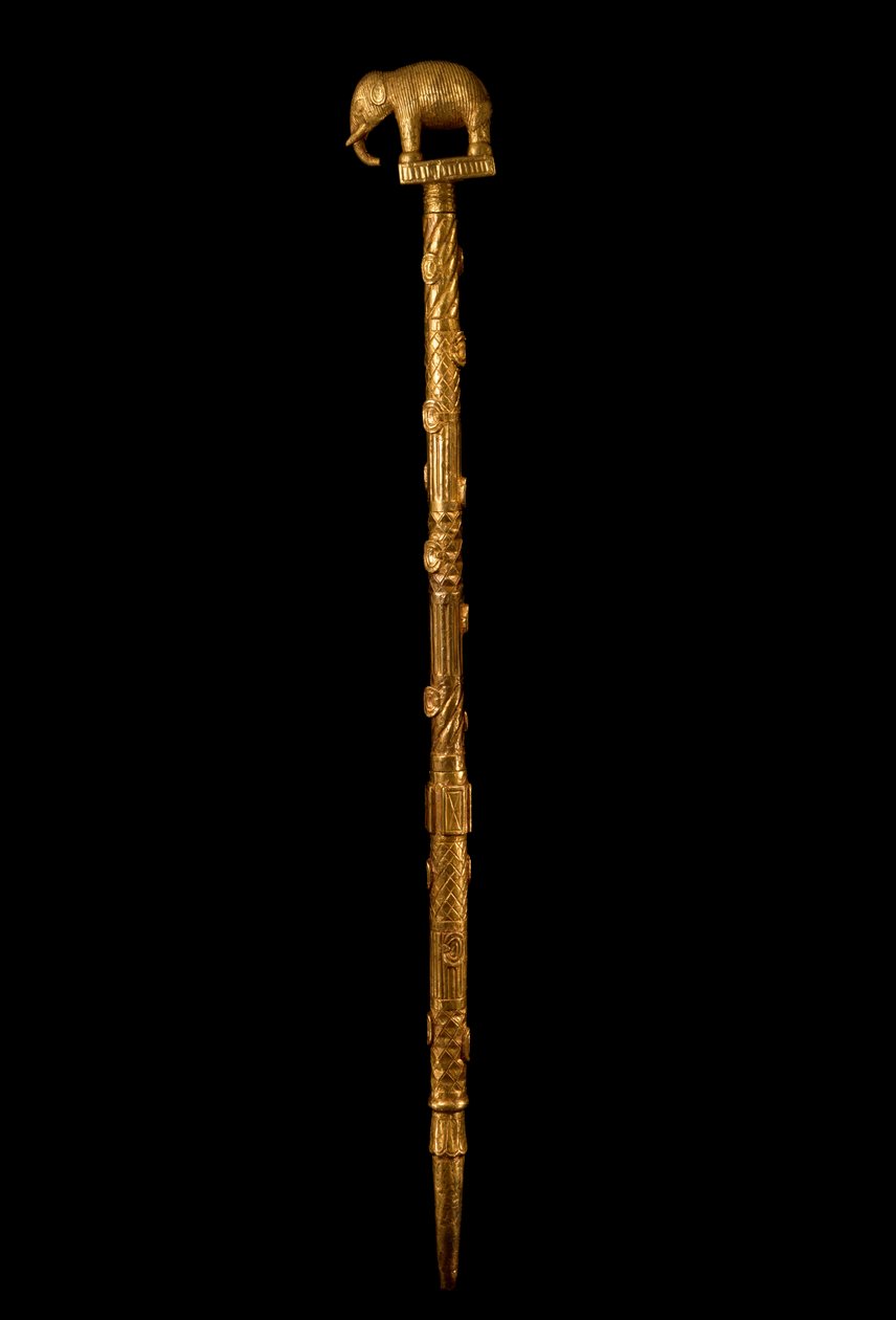 Linguist Staff with Elephant Finial, Ghana, n. 1890 (puu ja lehtikulta) tekijältä Akan School