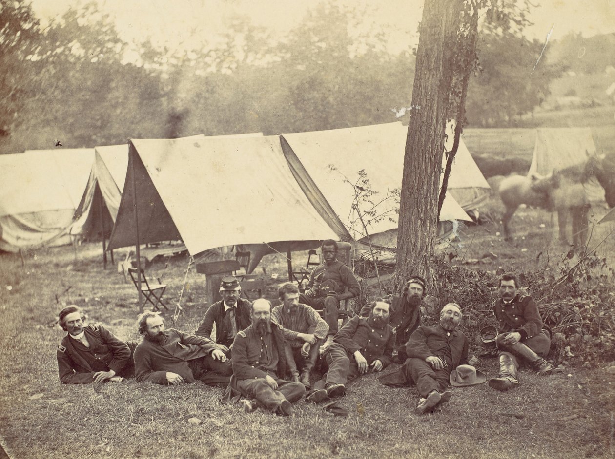 Ryhmä Potomacin armeijan päämajassa, Antietam, lokakuu 1862, 1862. tekijältä Alexander Gardner