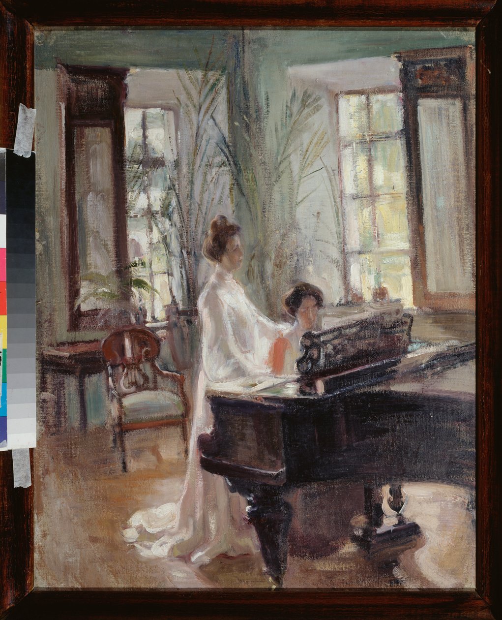 Dans le salon de reception (vastaanottohuoneessa) - Kaksi naista soittaa musiikkia, laulaa ja soittaa pianoa - Aleksanteri Valentinovich Sredinin (Sredine) (1872-1934) teos, öljy pahville - Venäläistä taidetta 1800-luvun lopulla - 1900-luvun alkupuolella,  tekijältä Alexander Sredin