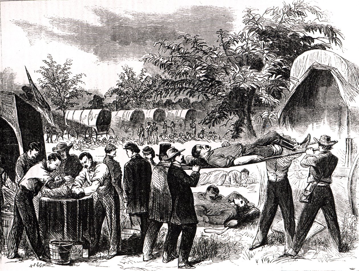 Haavoittuneiden kuljettaminen Antietamin taistelun jälkeen vuonna 1862 tekijältä Alfred Rudolph Waud