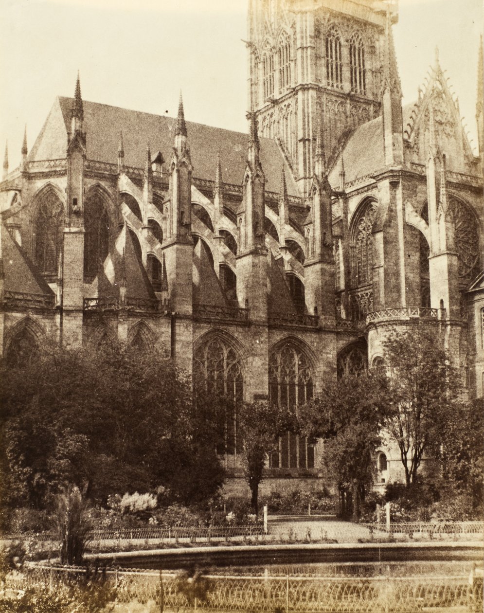 St. Oven, Rouen. 1856 (albumin hopeaprintti) tekijältä Alfred Capel Cure