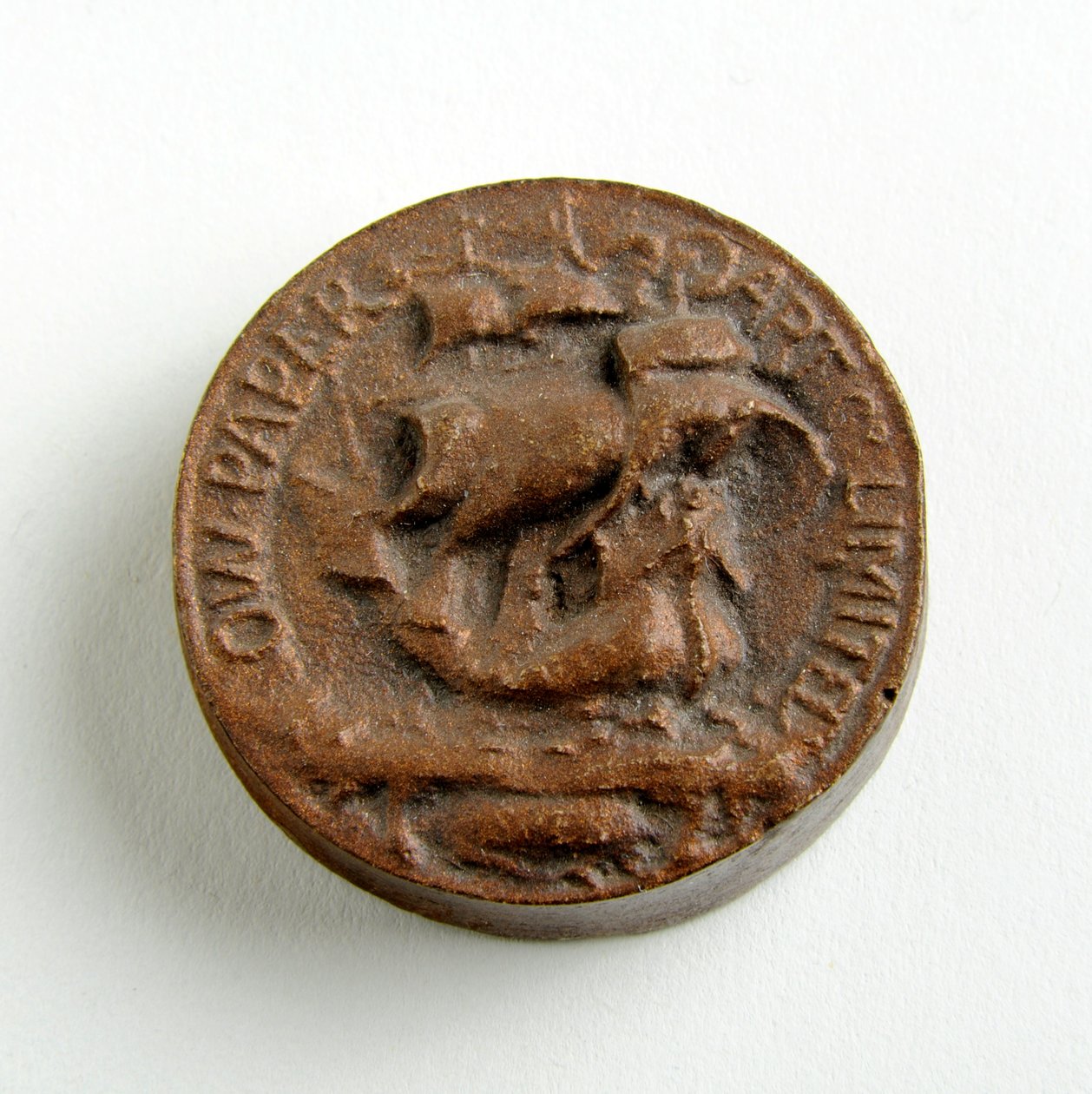 Maquette for the Stamp of the O.W. Paper Art Company Ltd (pronssoitu kipsi) tekijältä Alfred Gilbert