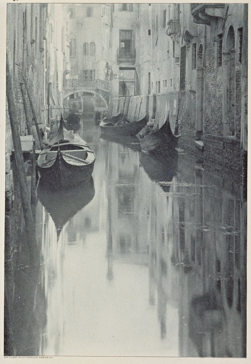 Vähän Venetsiaa, negatiivi 1894, julkaistu 1898 (sävyinen syväpaino) tekijältä Alfred Stieglitz