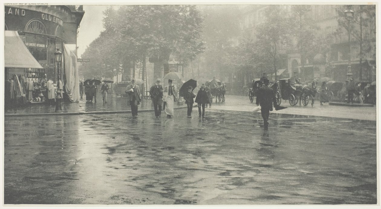 Märkä päivä Boulevardilla, Pariisi, 1894, painettu n. 1897. tekijältä Alfred Stieglitz