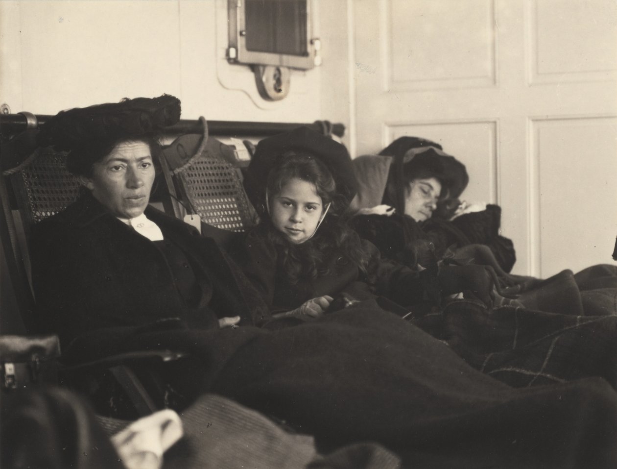 Clara Lauer, Kitty ja Emmy Stieglitz tekijältä Alfred Stieglitz