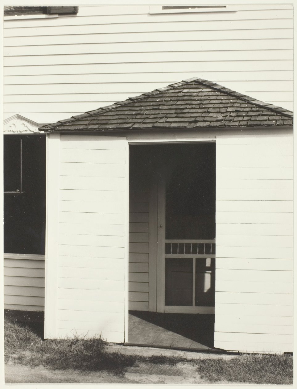 Ovi keittiöön, Lake George tekijältä Alfred Stieglitz