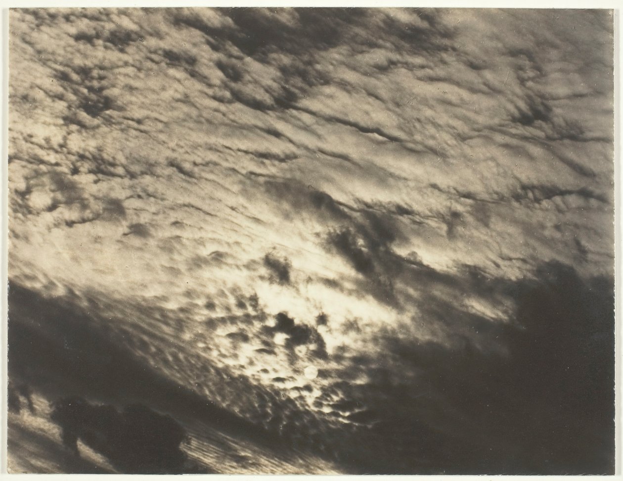 Vastaava, sarjasta Set A Third Set, Print 5, 1929. tekijältä Alfred Stieglitz
