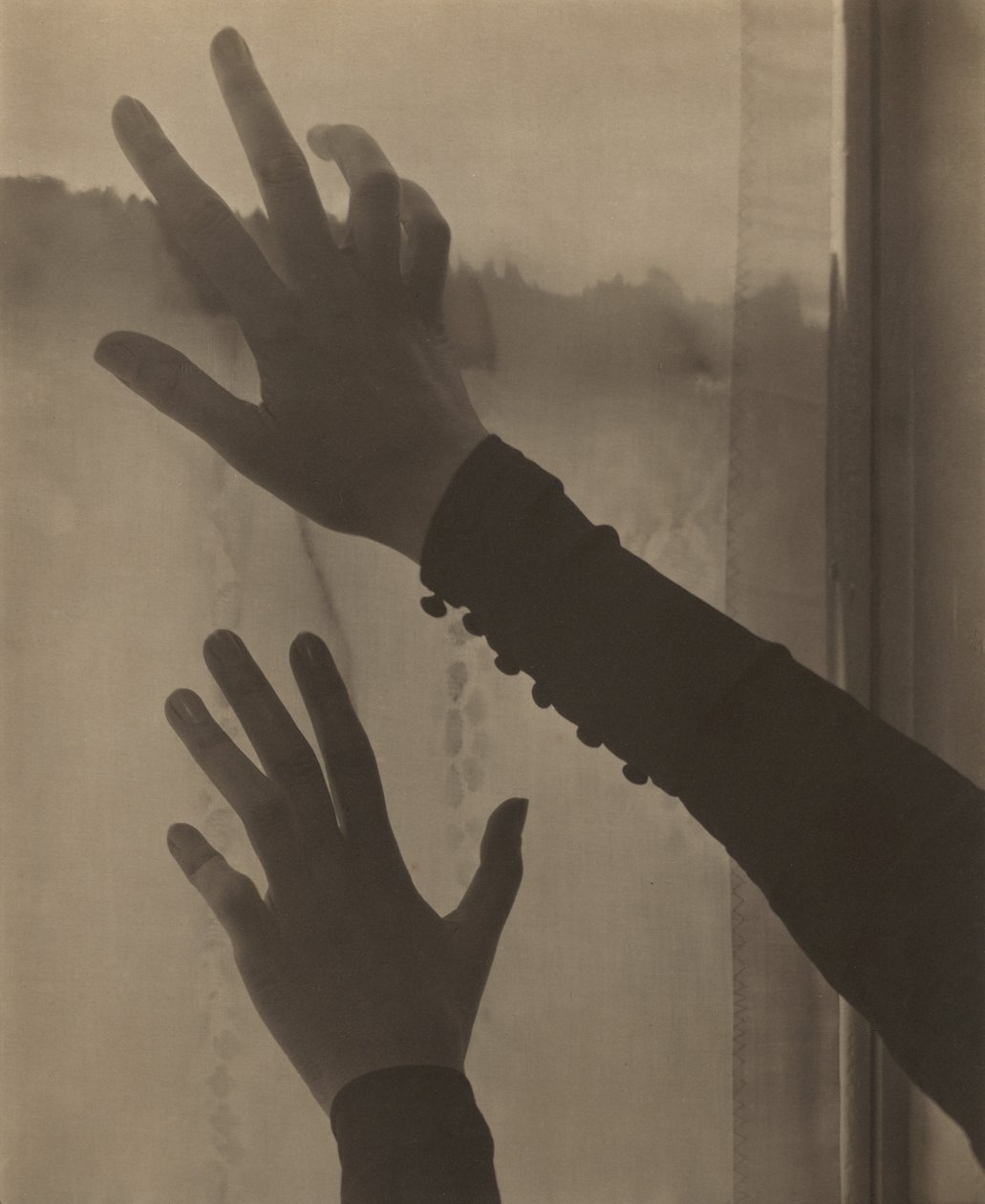 Georgia O’Keeffe – Kädet tekijältä Alfred Stieglitz