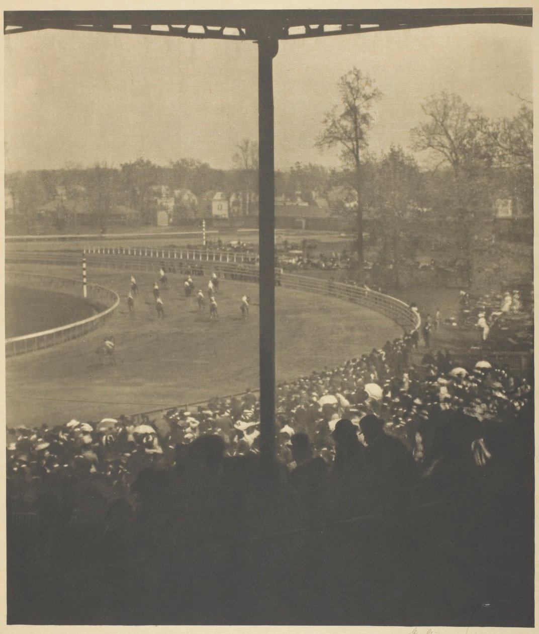 Menemme postiin, Morris Park tekijältä Alfred Stieglitz