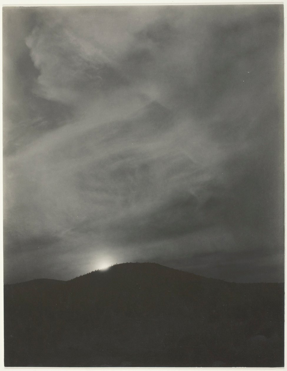 Lake George tekijältä Alfred Stieglitz
