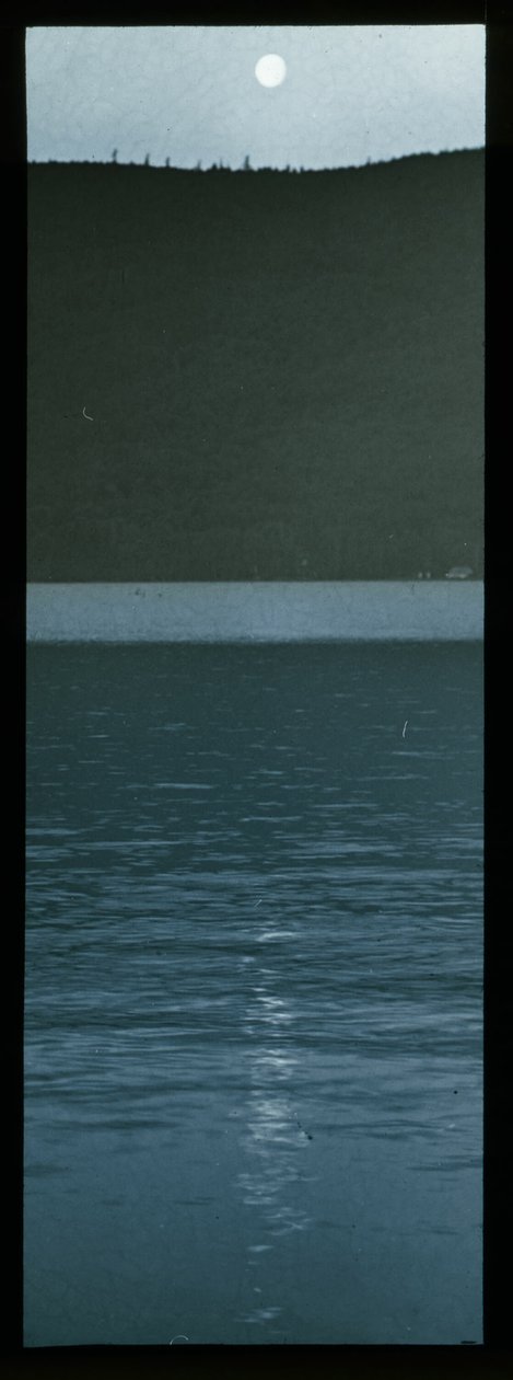 Päivän ja yön kohtaus, Lake George tekijältä Alfred Stieglitz
