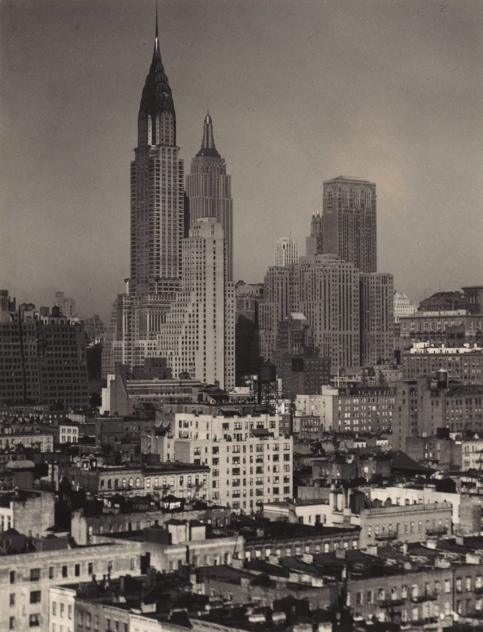 New York osoitteesta 405 East 54th Street nähtynä tekijältä Alfred Stieglitz