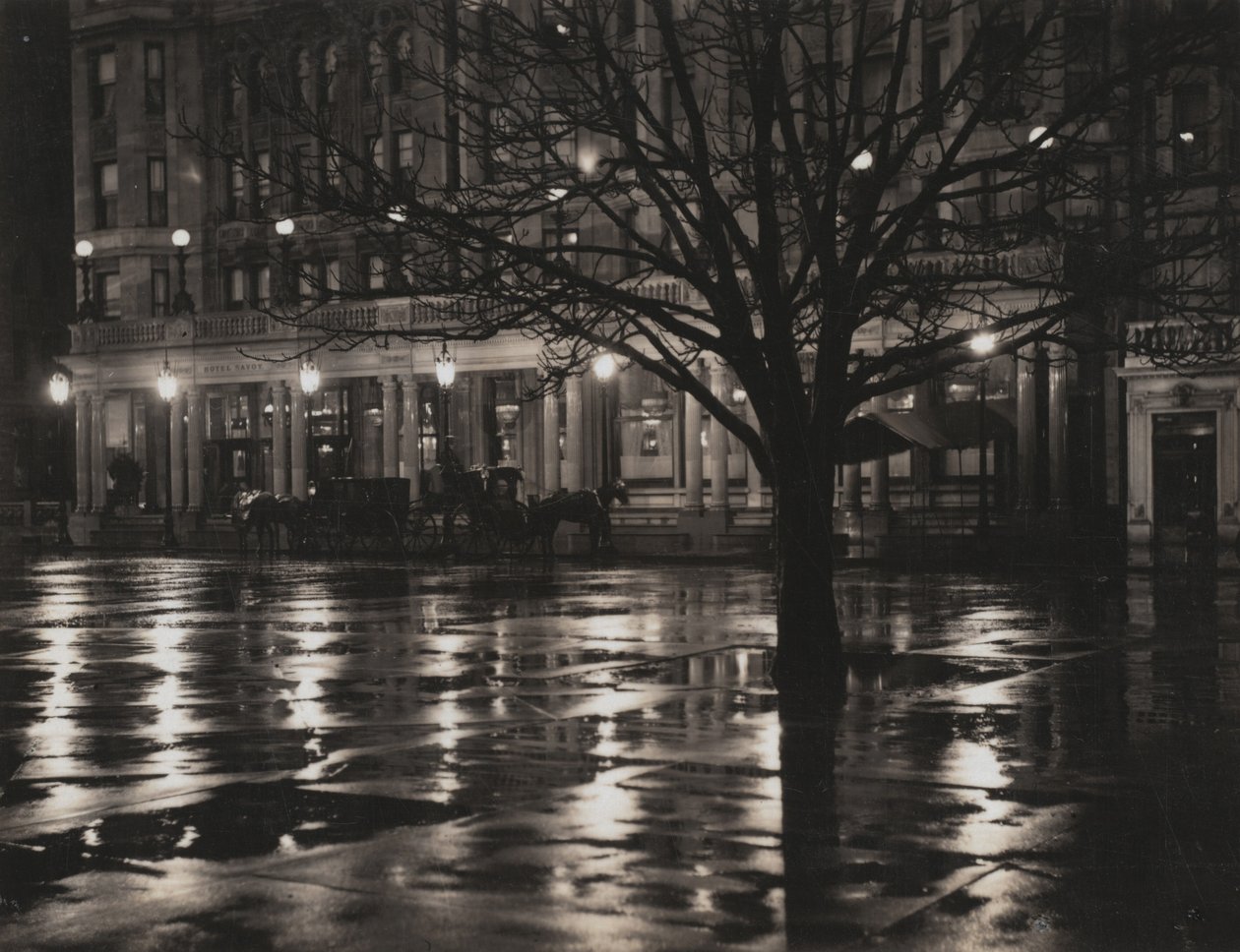 Yö - New York tekijältä Alfred Stieglitz