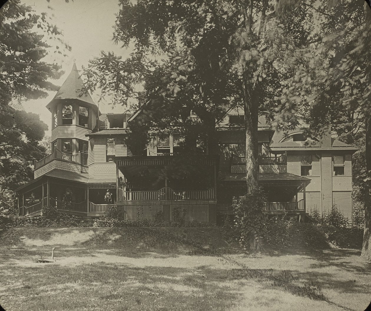 Oaklawn House, (itäpuoli) tekijältä Alfred Stieglitz