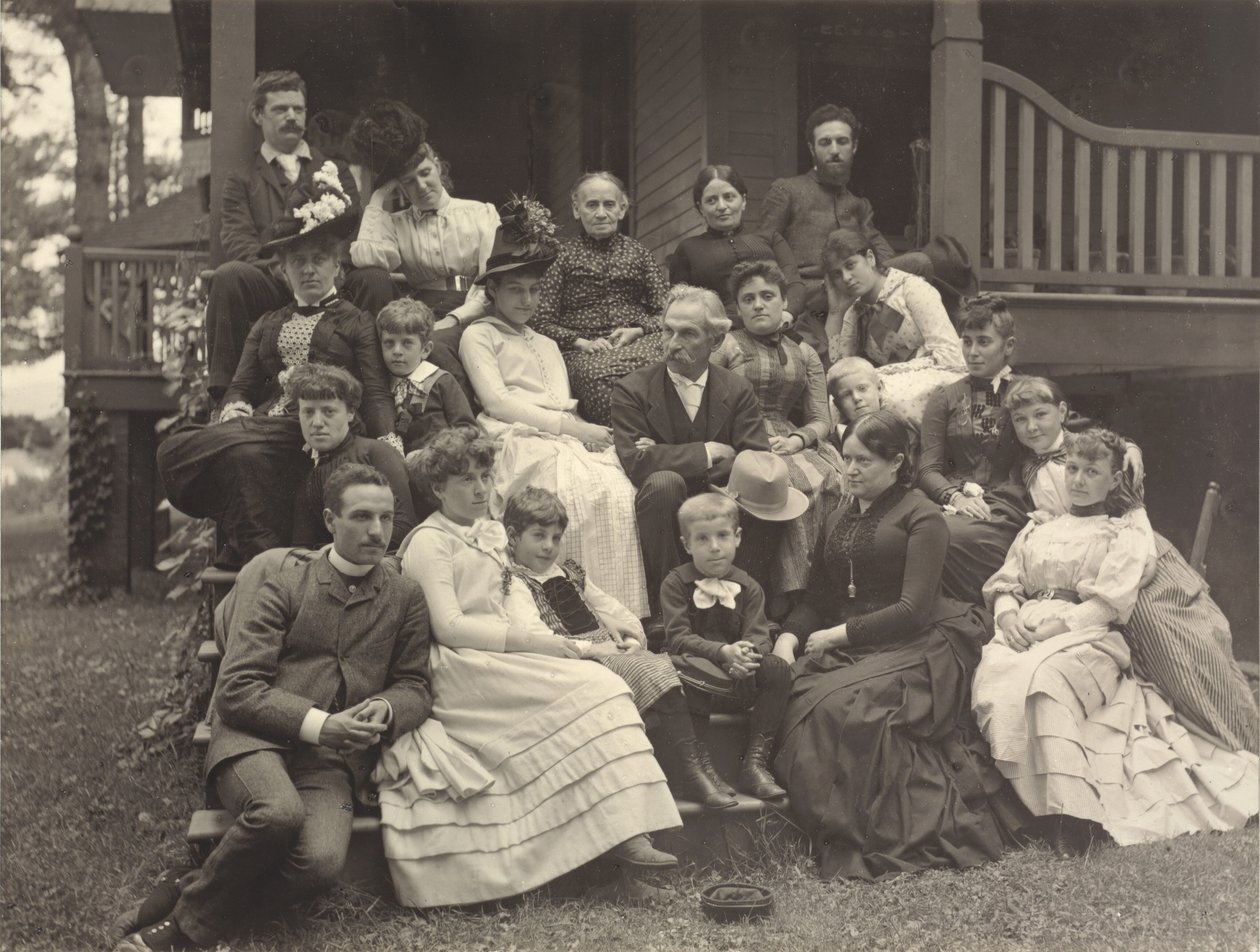 Stieglitzin perhe Oaklawnissa, Lake Georgessa tekijältä Alfred Stieglitz